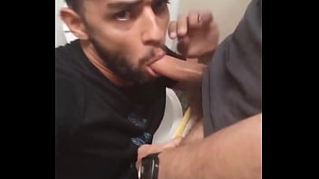 hd 麻豆 serving multiple unknown males in the subway bathroom stall complete and exclusive on red best