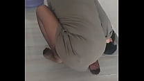 hd mature woman in turbanli nylon stockings wipes floors best