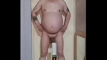 hd come on guys i love to be pissed on so i am inviteing who ever is watching to come and piss all over me right now best